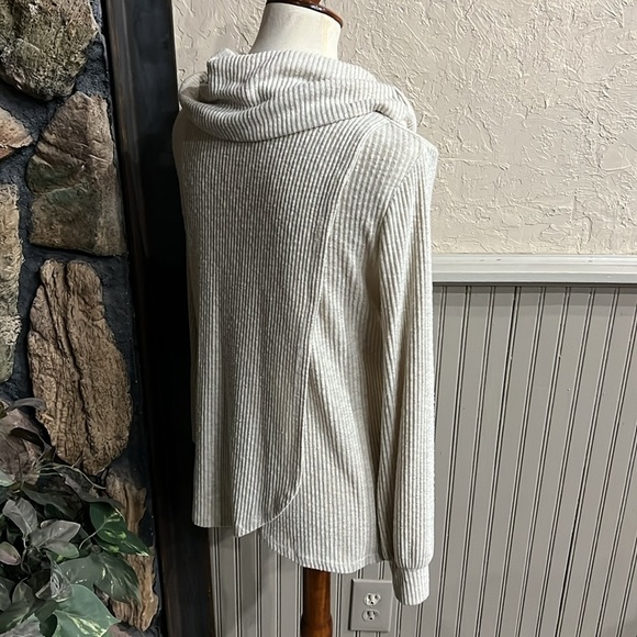 Miss Me Top - Picture 2 of 5